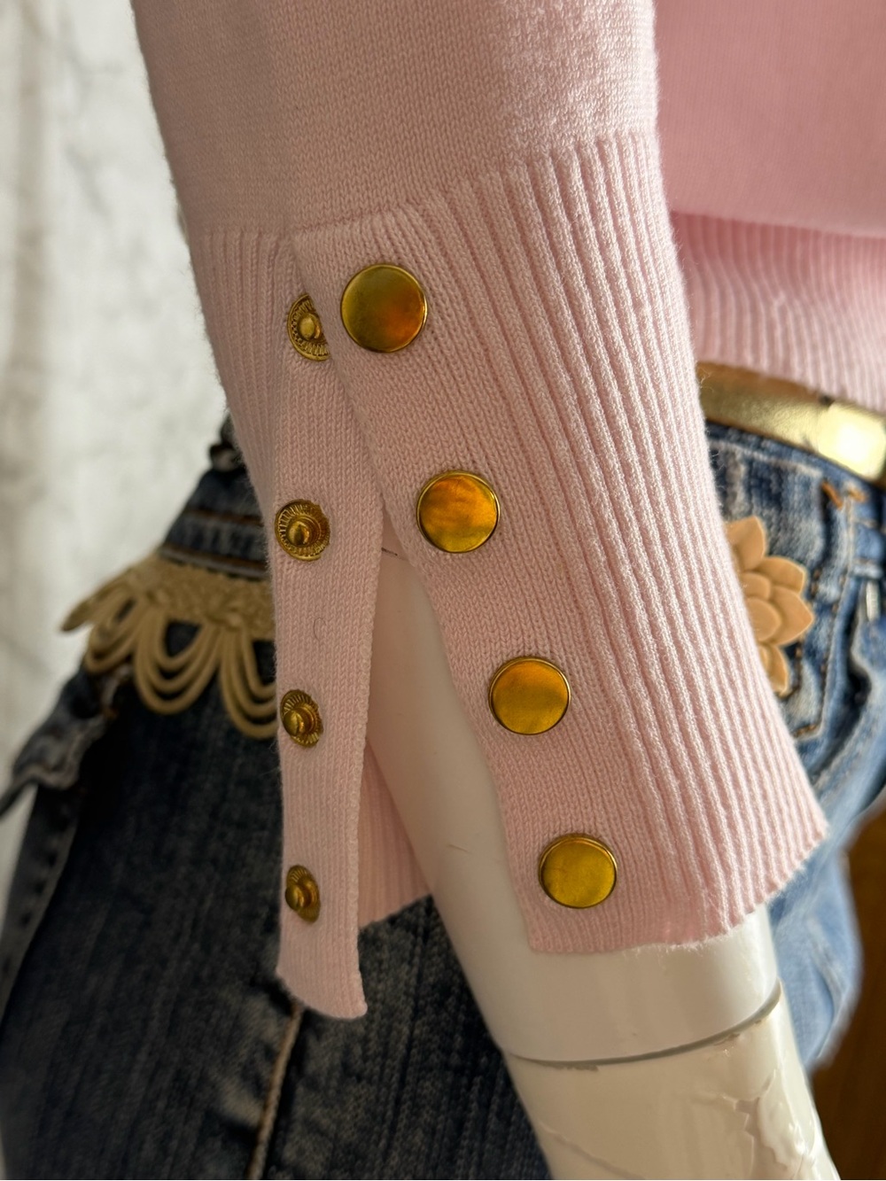 Soft Pink Gold Snap Button Cardigan Sweater M Romantic Preppy Versatile Classic - Picture 7 of 14